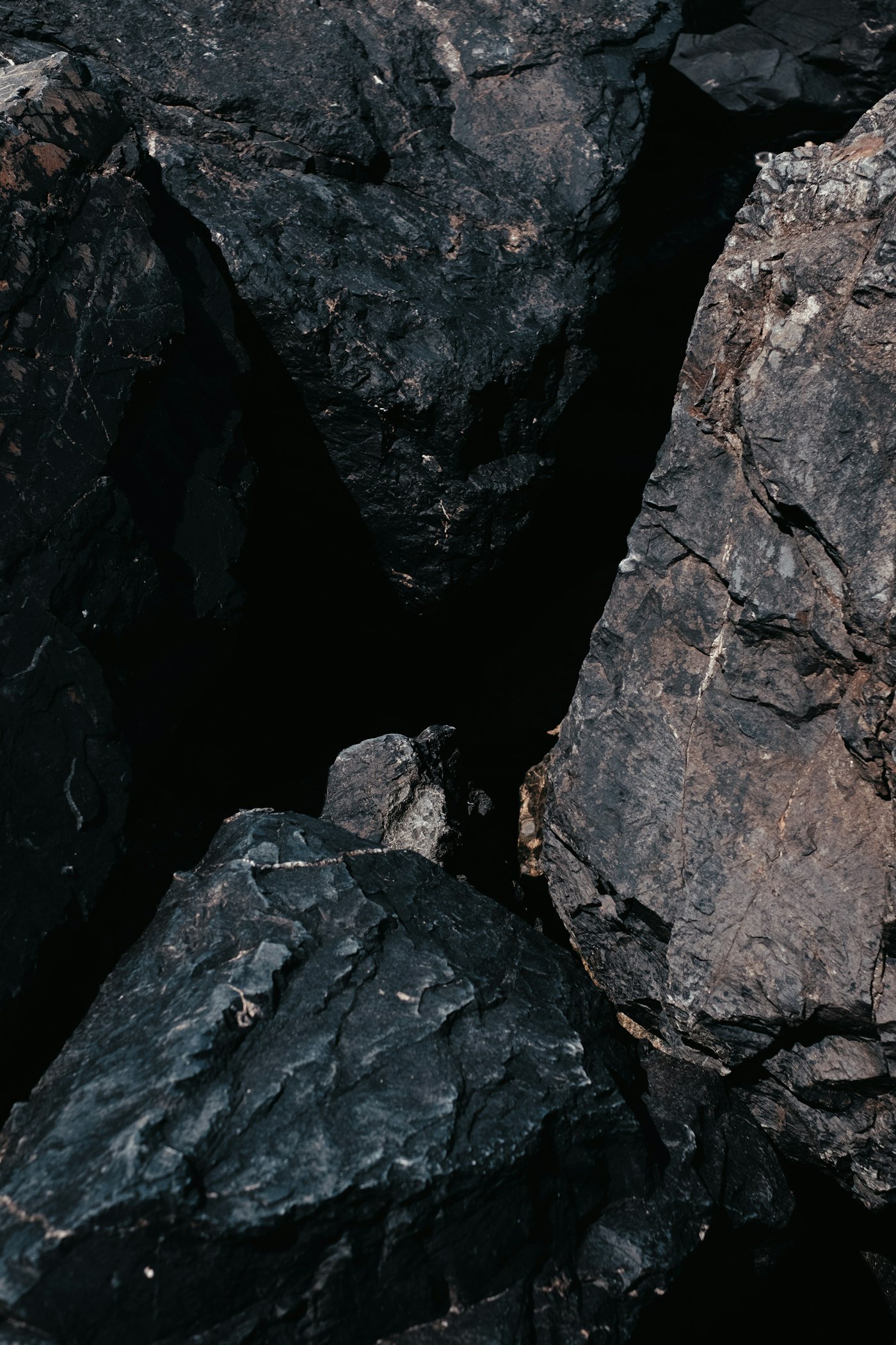 Anthracite filter media